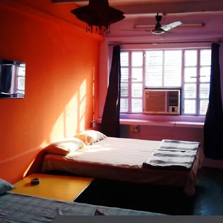 Golden Lodge-2
